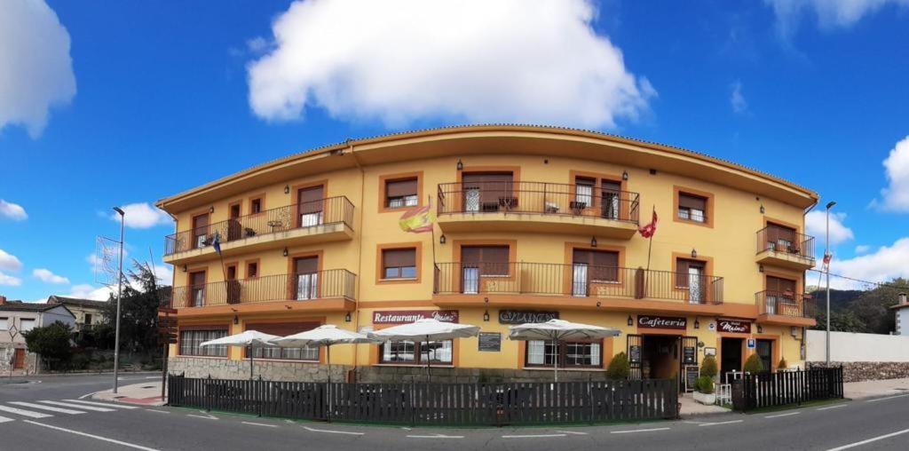 Hostal Mainz Piedralaves Exterior foto